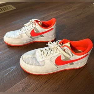 Nike Air Force 1’s Women’s 8.5